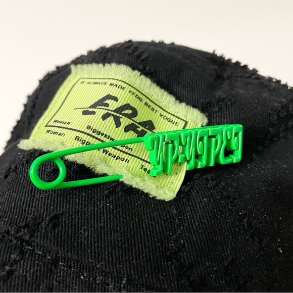 Women’s Black Bucket Hat with Green Patch Era - Picture 3 of 11